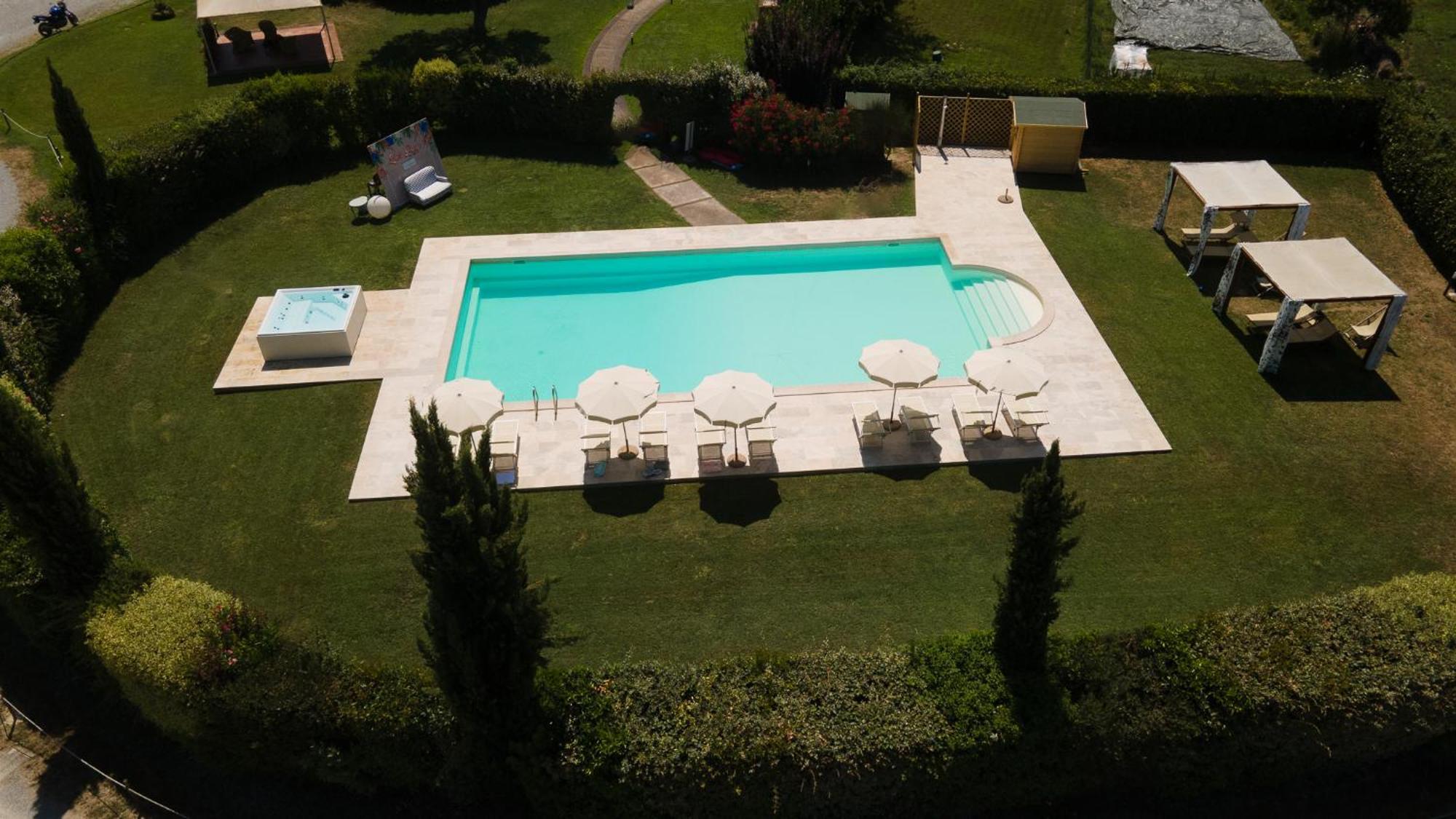 Le Colombaie Country Resort Ponsacco Exterior photo